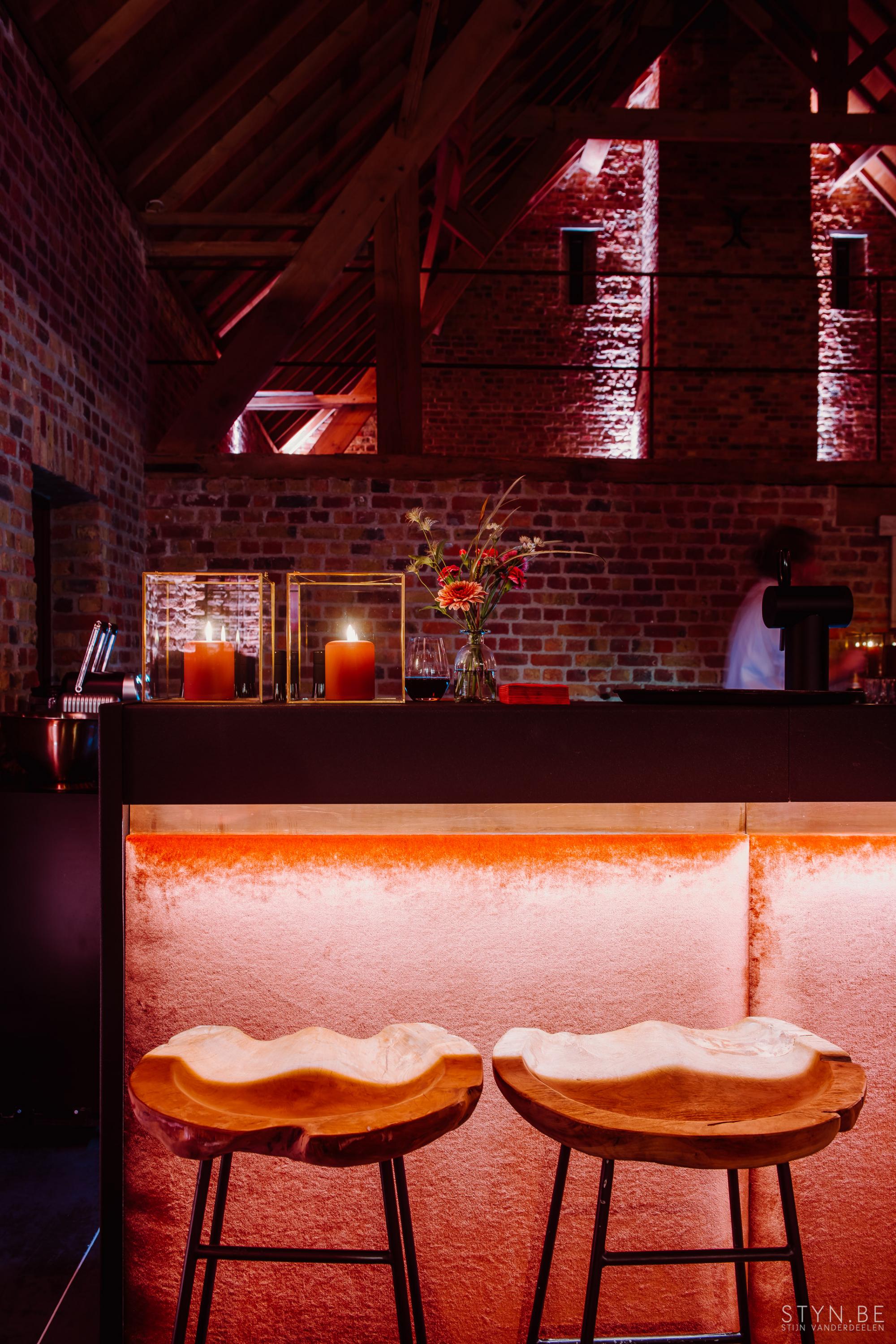 bar with a vase with flowers